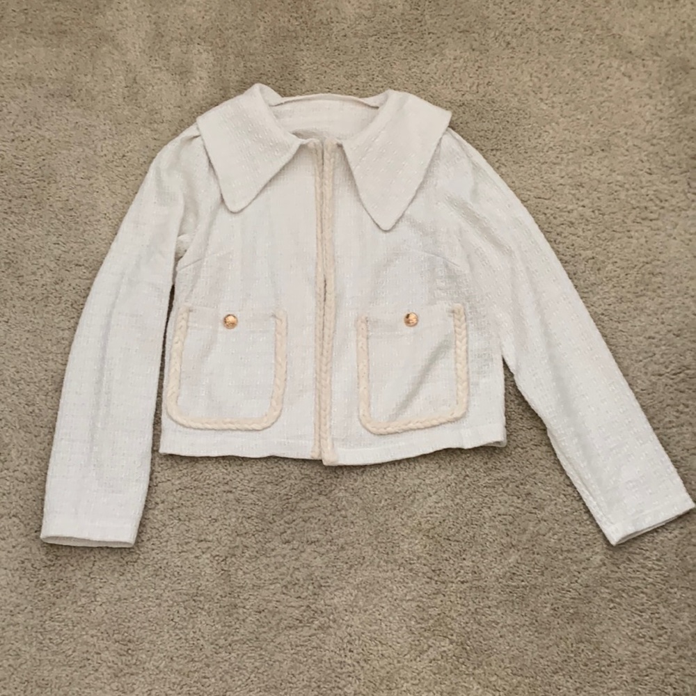 White Tweed Overcoat with Statement Collar